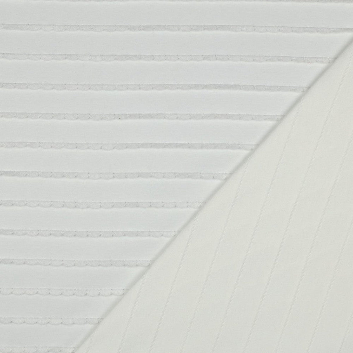 Jersey en coton avec volants - Blanc cassé, certifié Oeko-Tex (au mètre)
