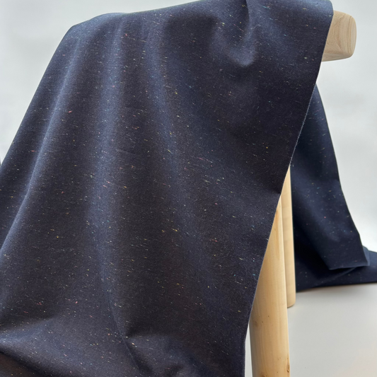 mind the MAKER Spector Chambray Baumwollstoff – Marineblau mit Bunten Sprenkeln, Oeko-Tex Zertifiziert (Meterware)