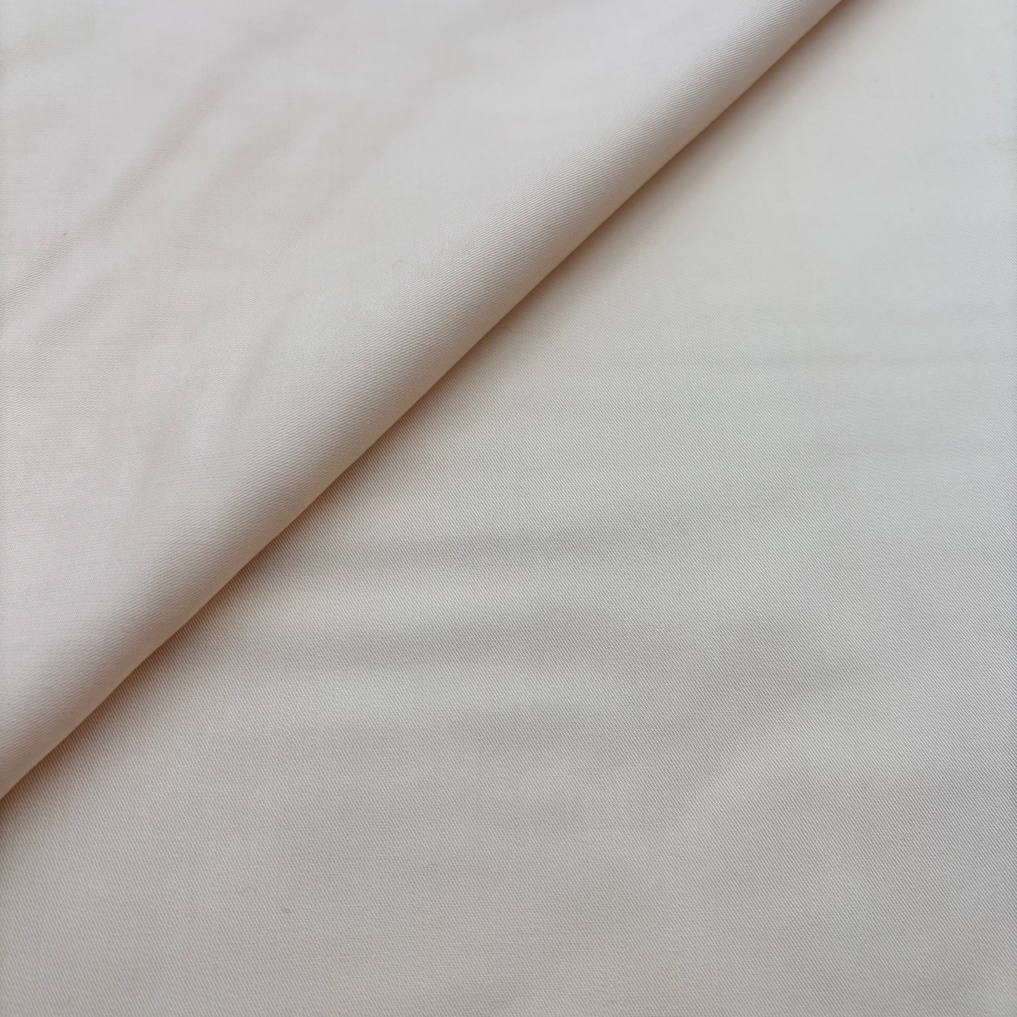 Deadstock-Modal-Twill - Champagner (Meterware aus Italien)