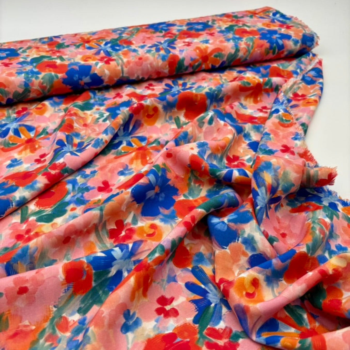Viskosestoff mit Abstraktem Blumenmuster, Rosa (Meterware)