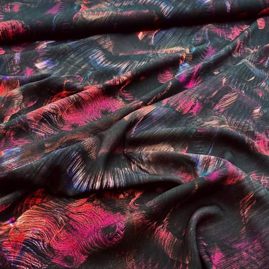 ECOVERO™ Viskose-Twill mit abstraktem Pinselstrich-Print – Schwarz (Meterware)