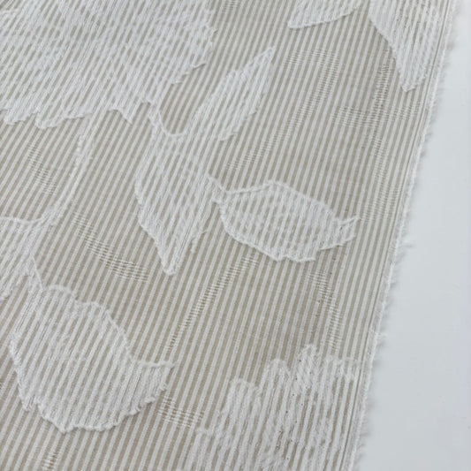 Baumwollstoff Garngefärbt Streifen Jacquard Blumen - sand, Oeko-Tex zertifiziert (Meterware)