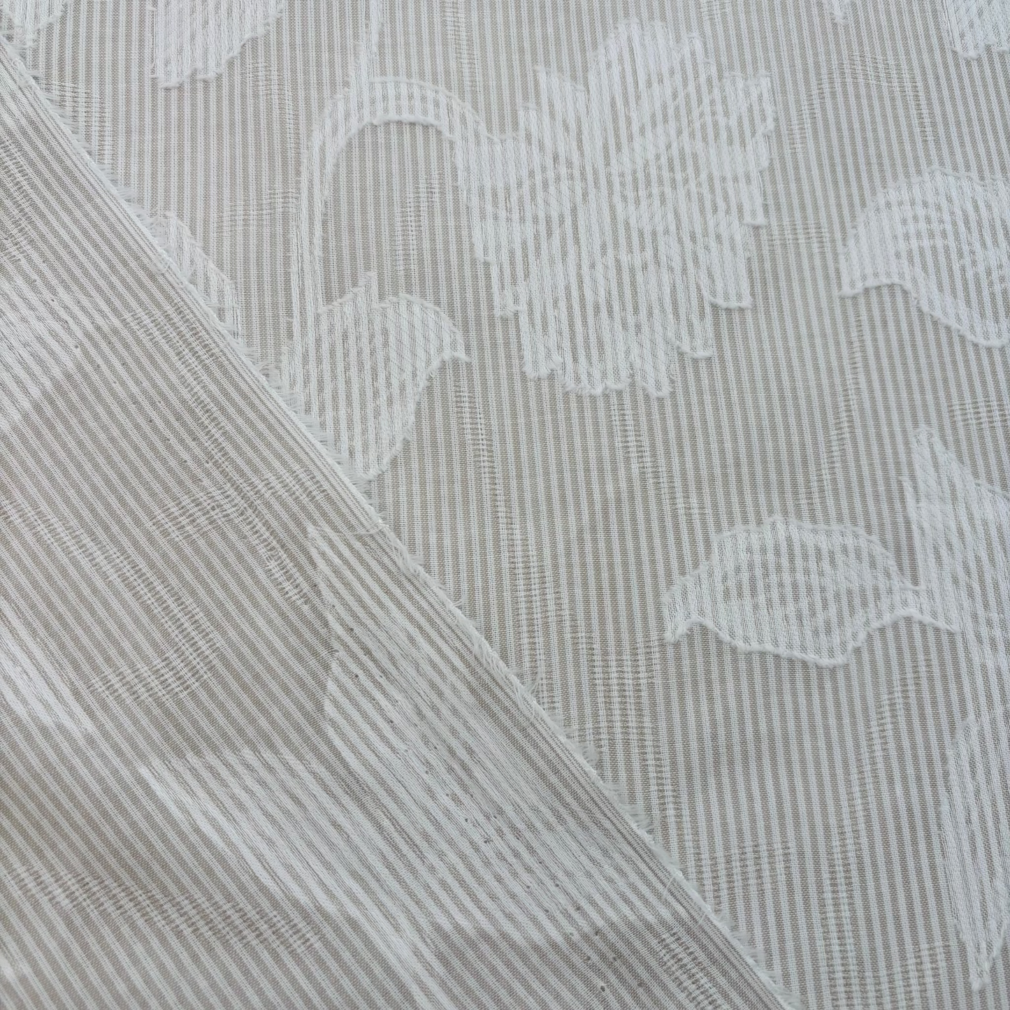 Baumwollstoff Garngefärbt Streifen Jacquard Blumen - Sand, Oeko-Tex Zertifiziert (Meterware)