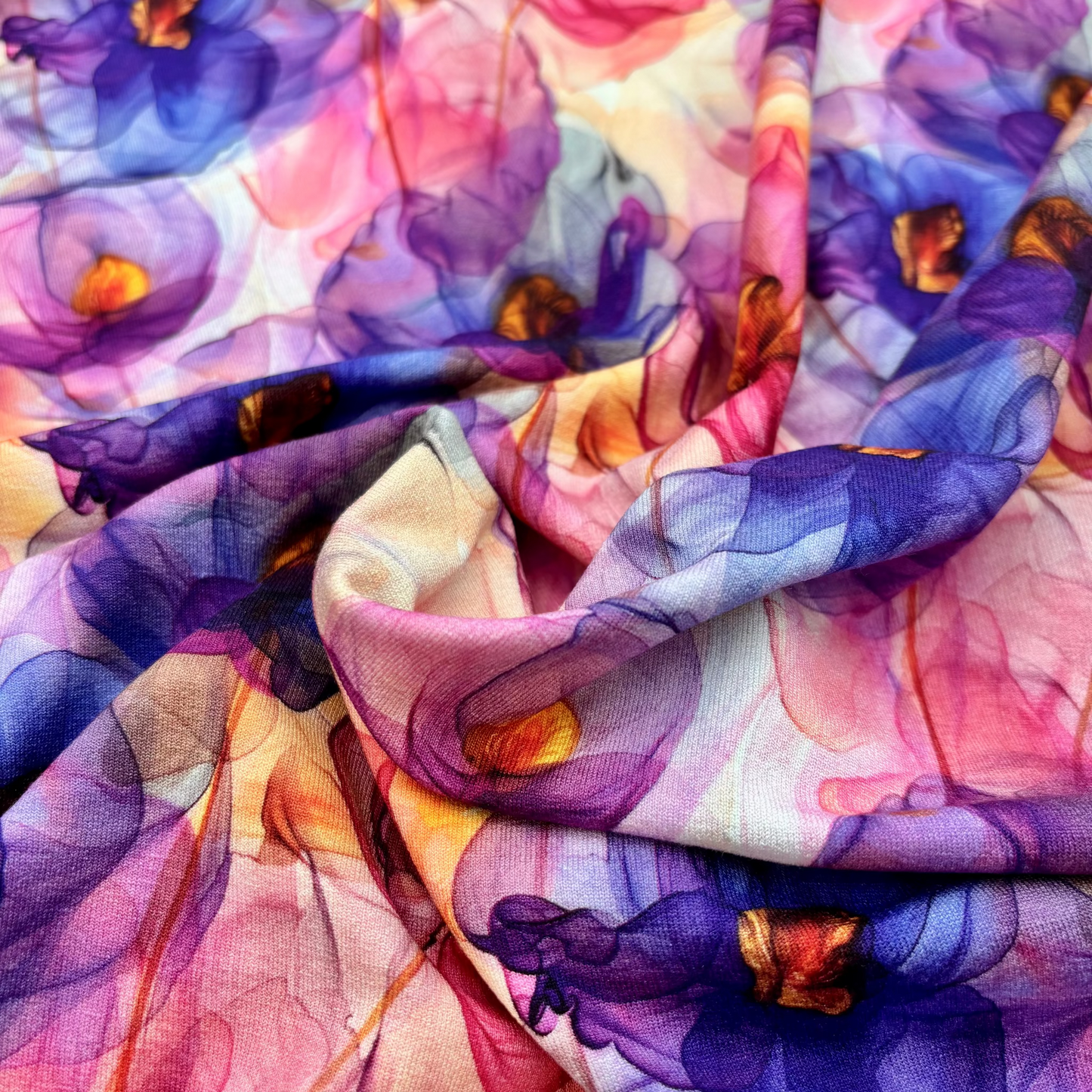 Viskose-Jerseystoff mit abstraktem Blumenmuster - lila, OEKO-TEX® zertifiziert (Meterware)