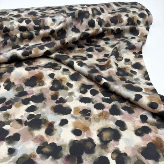 Baumwollsatin-Stoff mit abstraktem Animal-Print - Beige, Oeko-Tex Zertifiziert (Meterware)