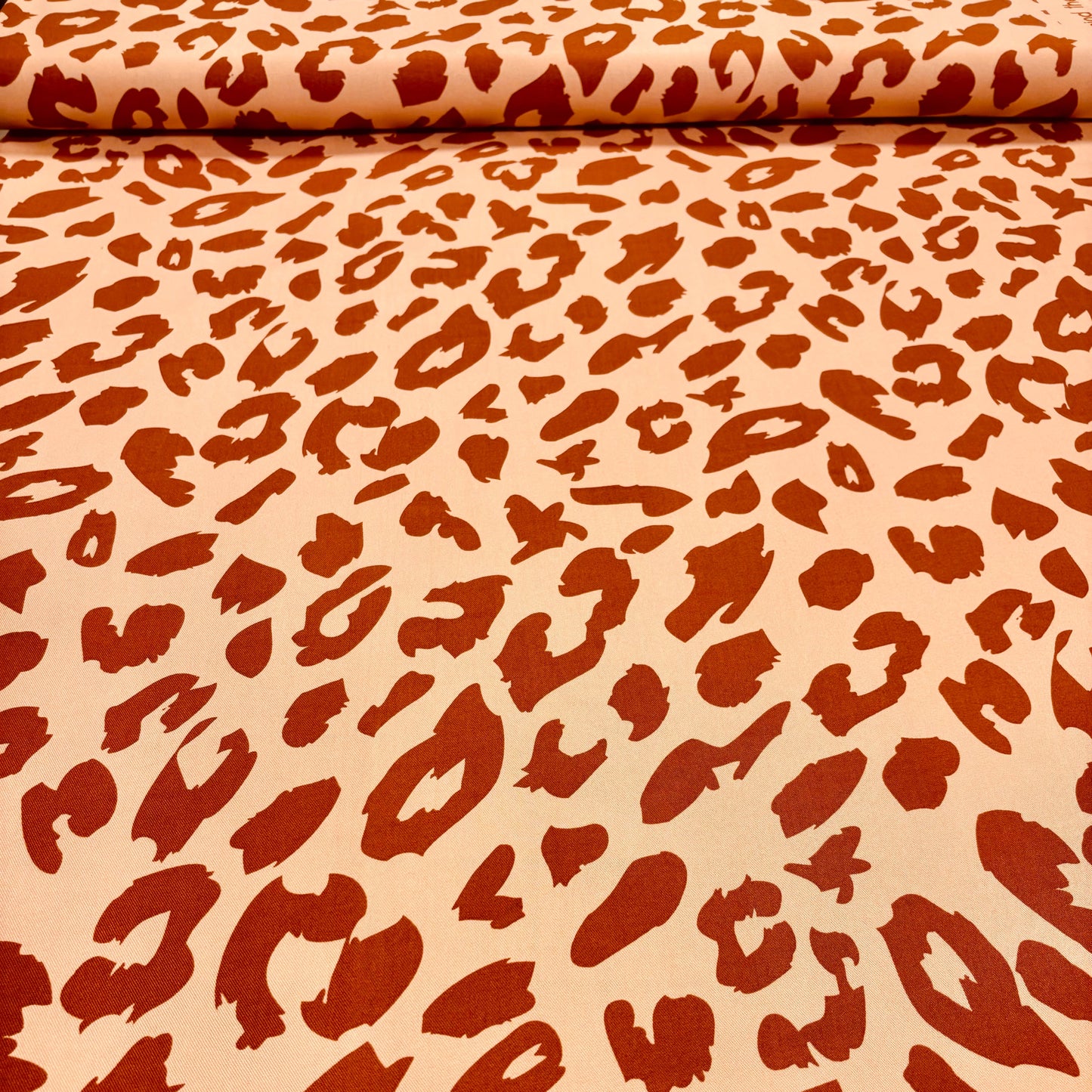 mind the MAKER Leo Viskose Twill Stoff – 100% LENZING™ ECOVERO™ Viskose, Rosa (Meterware)